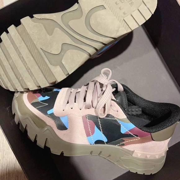 Valentino Garavani Rock Runner plus sneaker size42 - Picture 2 of 2